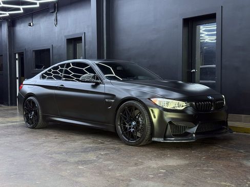 Used 2015 BMW M4 Coupe w/ Executive Package RWD image 11