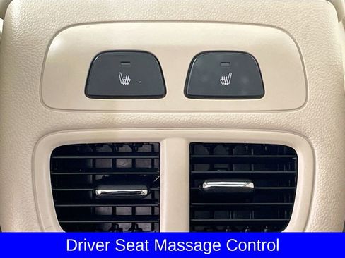 Used 2022 Buick Envision Avenir w/ Premium Seat Package image 29