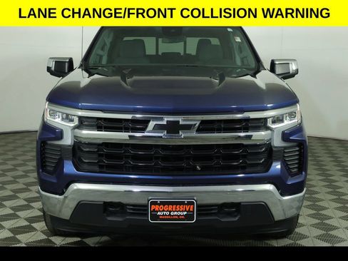 Used 2023 Chevrolet Silverado 1500 LT w/ Z71 Off-Road Package AWD/4WD image 11