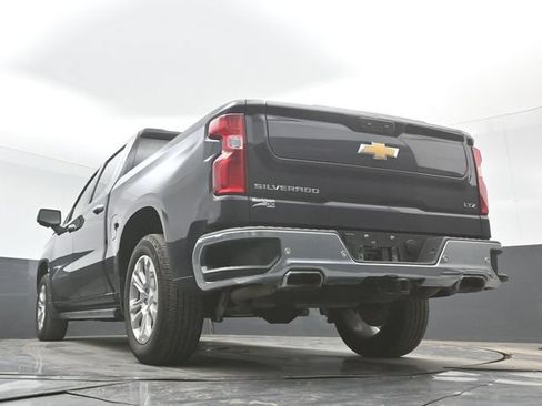 Used 2022 Chevrolet Silverado 1500 LTZ AWD/4WD image 34