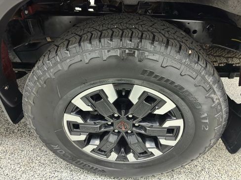 Used 2023 Nissan Frontier PRO-4X w/ Pro Convenience Package image 15