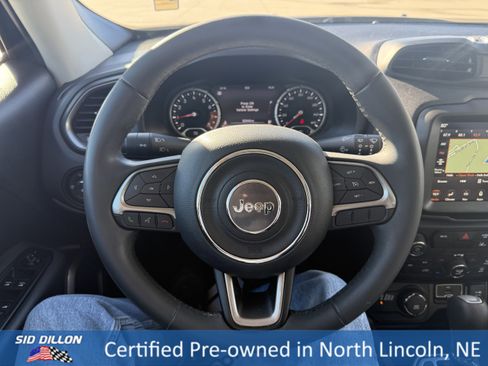 Used 2022 Jeep Renegade Latitude image 12