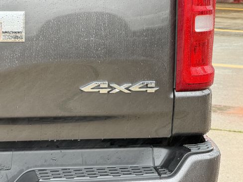 Used 2025 RAM 1500 Laramie w/ Laramie Southwest Edition AWD/4WD image 10