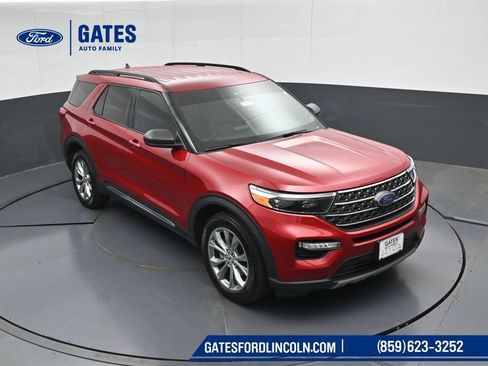 Used 2023 Ford Explorer XLT w/ Equipment Group 202A AWD/4WD image 50
