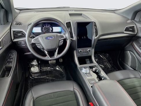 Used 2022 Ford Edge ST-Line w/ Class II Trailer Tow Package image 21