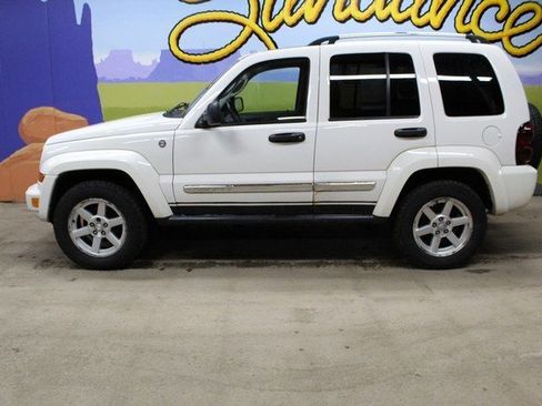 Used 2006 Jeep Liberty Limited image 8