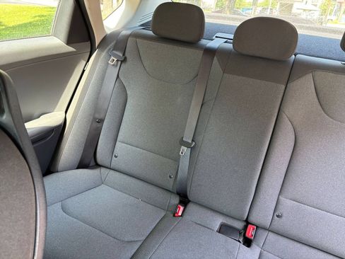 Used 2025 Kia K4 FWD image 34