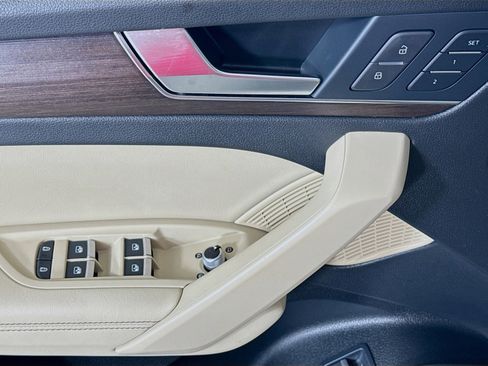 Certified 2022 Audi Q5 2.0T Prestige image 11