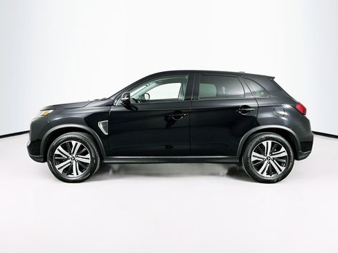 Used 2025 Mitsubishi Outlander Sport SE image 4