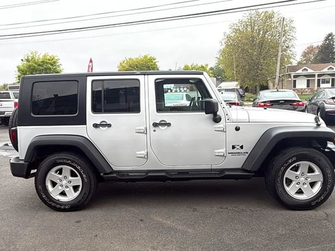 Used 2007 Jeep Wrangler Unlimited X AWD/4WD image 8