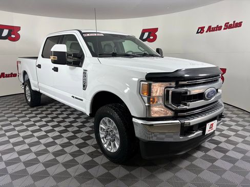 Used 2022 Ford F250 XLT w/ FX4 Off-Road Package image 8