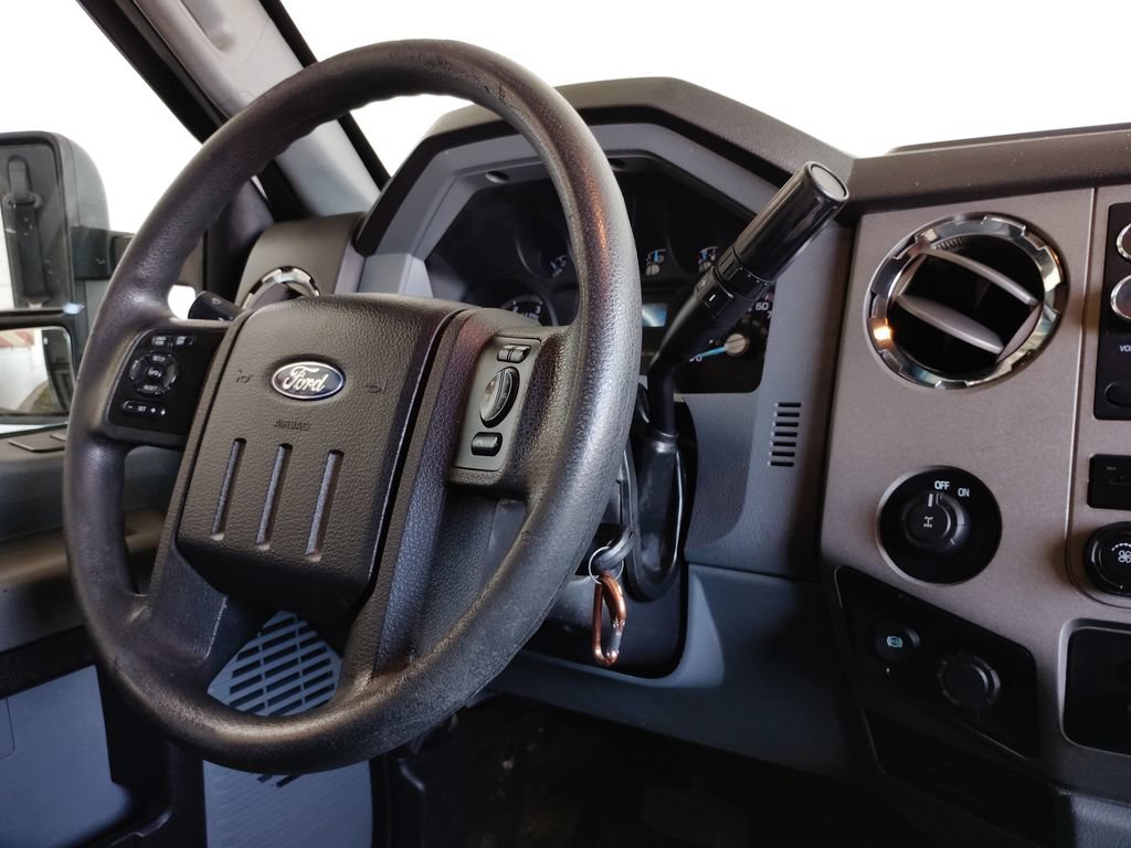 Used 2016 Ford F350 XLT w/ XLT Interior Package RWD image 30
