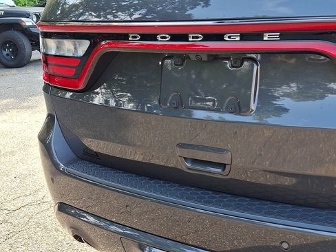 Used 2023 Dodge Durango R/T AWD/4WD image 17