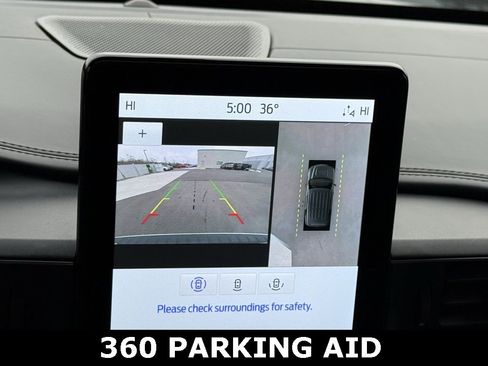 Used 2023 Ford Explorer Platinum w/ Technology Package image 8