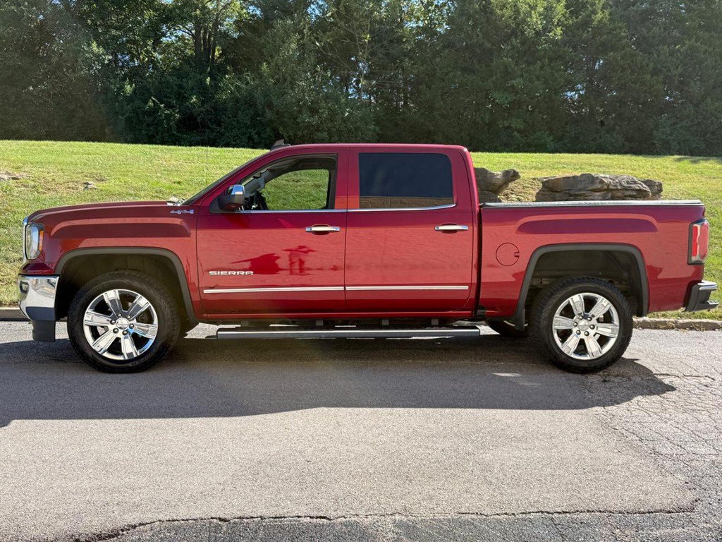 Used 2018 GMC Sierra 1500 SLT AWD/4WD image 2