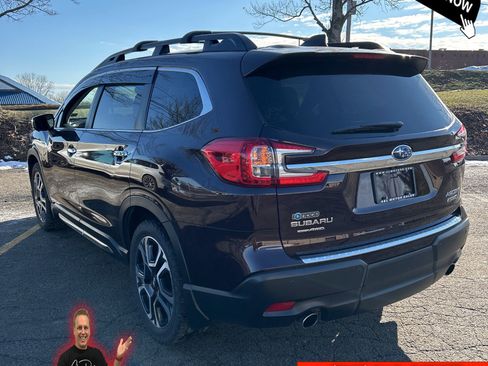 Used 2023 Subaru Ascent Touring image 4