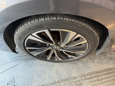 Used 2017 Honda Accord EX-L image 17