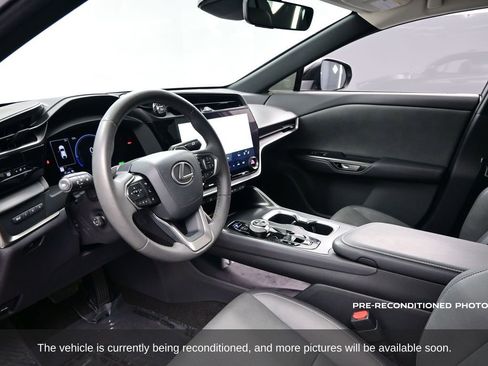 Used 2024 Lexus RZ 300e Premium image 7