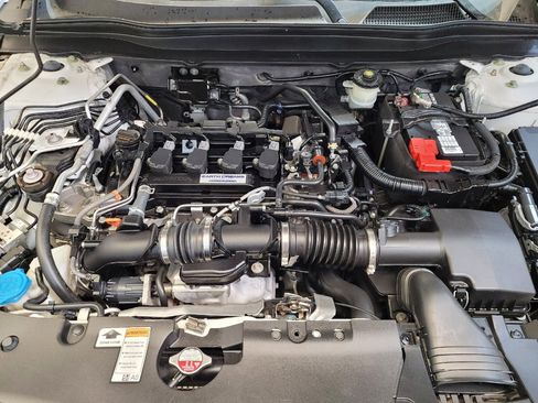 Used 2019 Honda Accord LX image 30