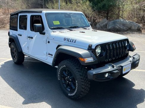 Used 2021 Jeep Wrangler Unlimited Sport AWD/4WD image 37