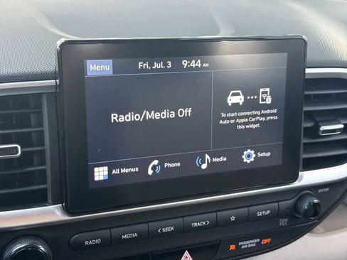 Used 2024 Hyundai Venue SEL FWD image 18
