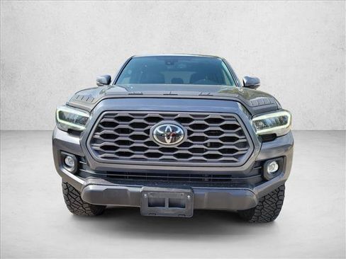 Used 2021 Toyota Tacoma TRD Off-Road w/ Technology Package AWD/4WD image 2