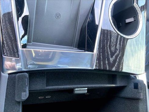 New 2026 Cadillac Escalade IQL Luxury image 20