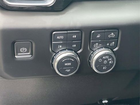 Used 2023 GMC Sierra 1500 Denali image 17