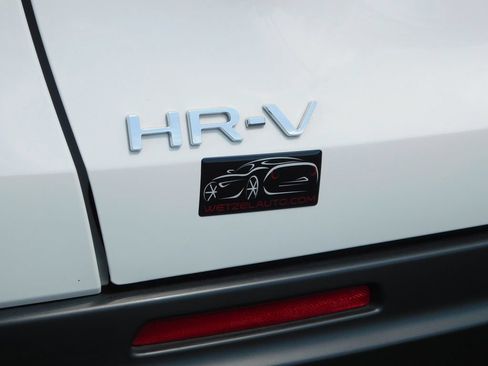 Used 2025 Honda HR-V Sport image 37