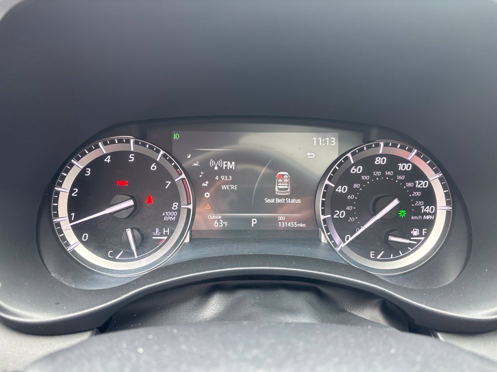 Used 2022 Toyota Highlander XLE AWD/4WD image 9