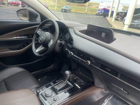 Used 2023 MAZDA CX-30 2.5 Turbo w/ Premium Plus Pkg image 9