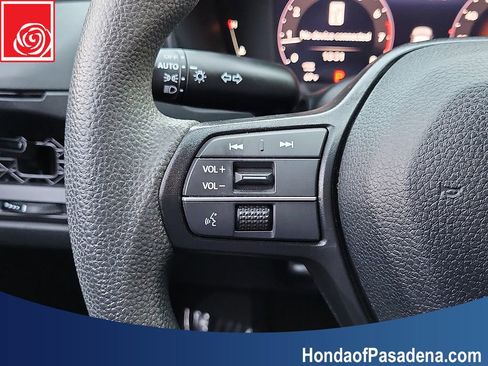Used 2023 Honda Accord LX image 11
