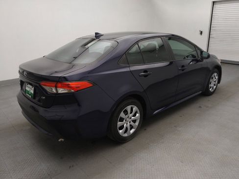 Used 2020 Toyota Corolla LE image 10