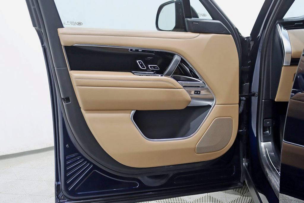 Used 2023 Land Rover Range Rover SE AWD/4WD image 34