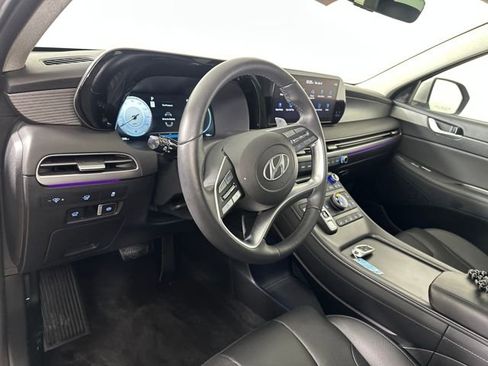 Certified 2025 Hyundai Palisade Limited image 33