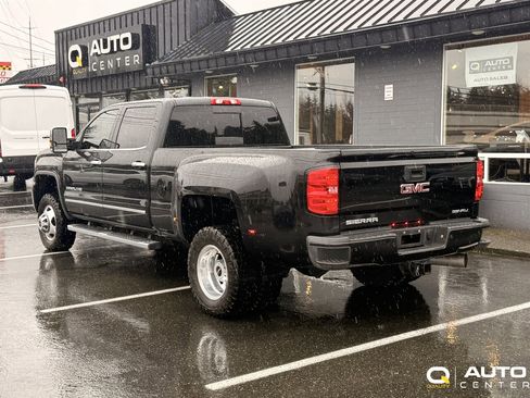 Used 2019 GMC Sierra 3500 Denali w/ Duramax Plus Package image 3