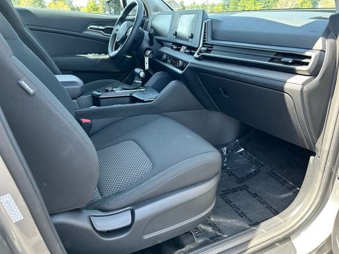 Used 2024 Kia Sportage LX AWD/4WD image 26