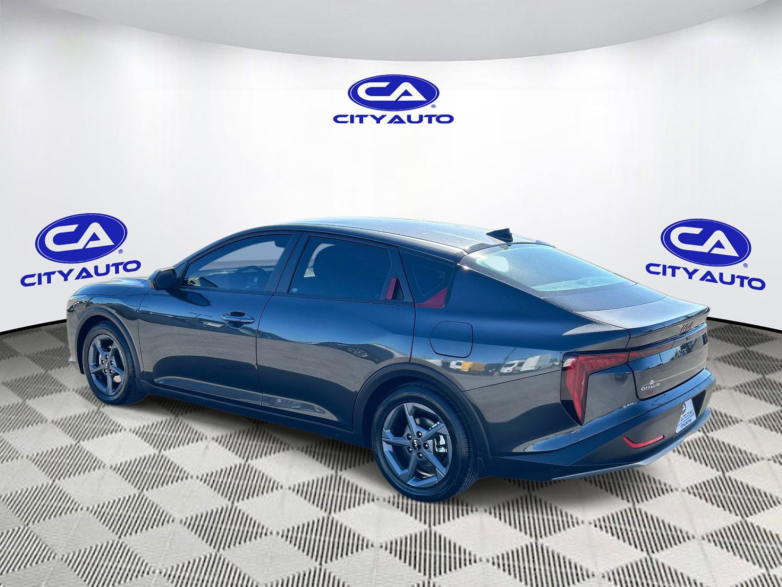 Used 2025 Kia K4 FWD image 5