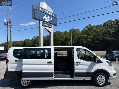 Used 2025 Ford Transit 350 XLT RWD image 8