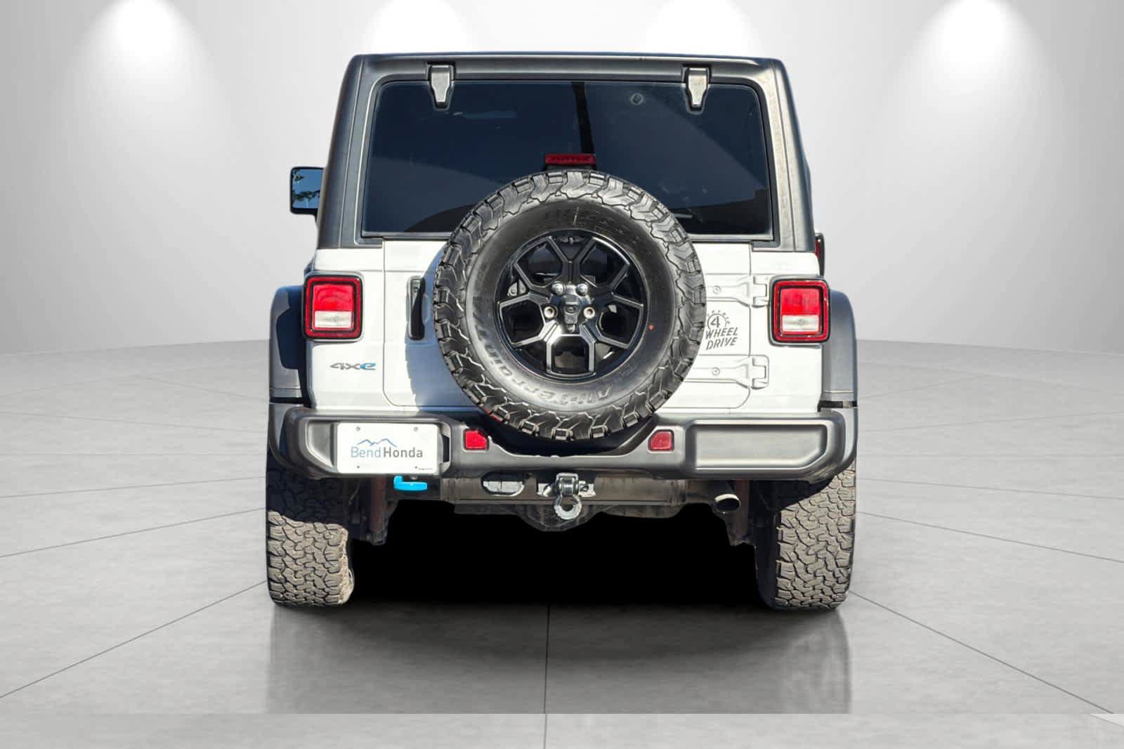 Used 2024 Jeep Wrangler Unlimited AWD/4WD image 7