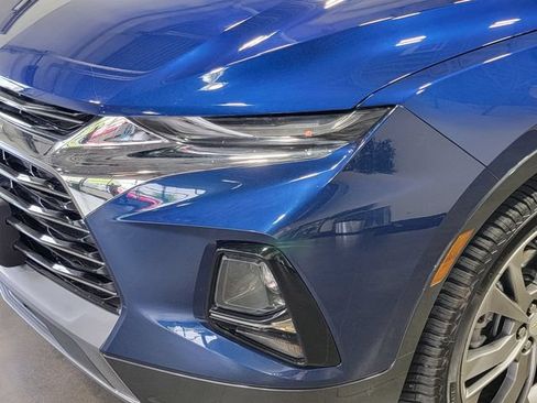 Certified 2022 Chevrolet Blazer Premier w/ Enhanced Convenience Package AWD/4WD image 9