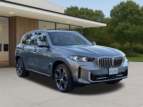 Used 2026 BMW X5 sDrive40i w/ Premium Package image 5