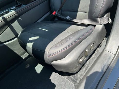 New 2025 Chevrolet Blazer EV RS image 35