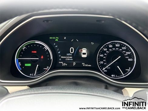 Used 2019 Toyota Avalon Limited image 30