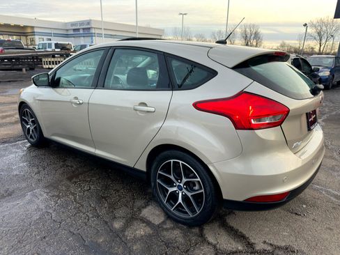 Used 2017 Ford Focus SEL w/ Cold Weather Package image 6