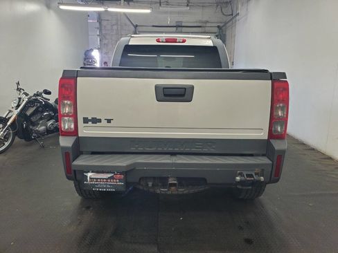 Used 2009 HUMMER H3T Luxury image 6