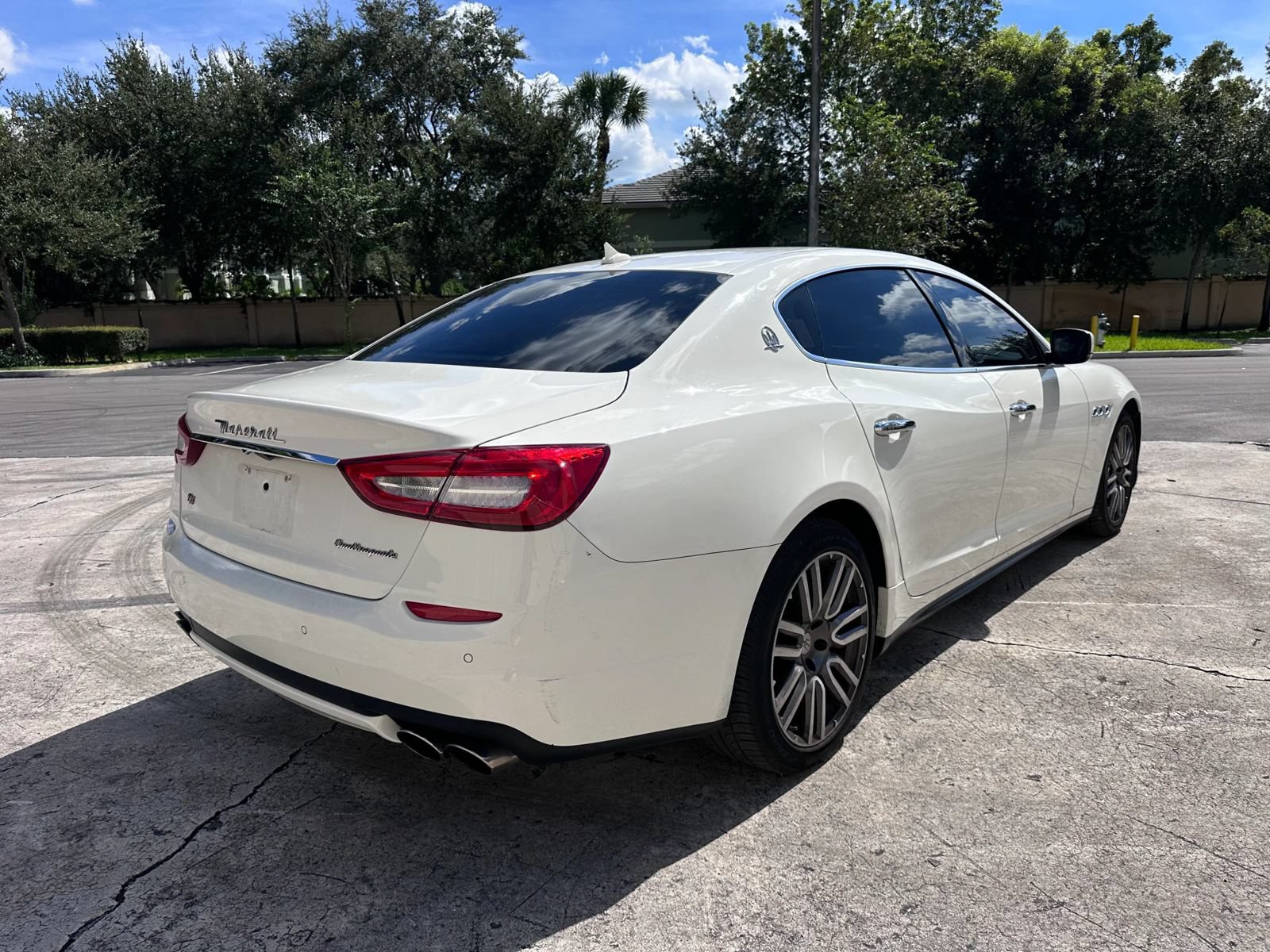 Used 2015 Maserati Quattroporte S Q4 AWD/4WD image 5
