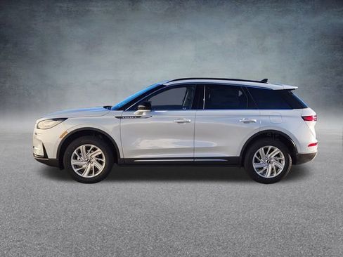 New 2026 Lincoln Corsair Premiere w/ Towing Package image 4