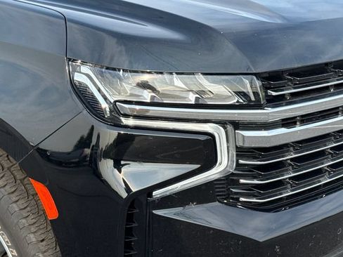 Used 2021 Chevrolet Tahoe LT w/ Luxury Package AWD/4WD image 12