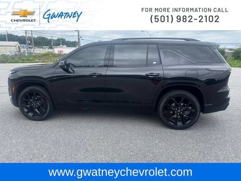 Used 2024 Chevrolet Traverse RS w/ LPO, Floor Liner Package AWD/4WD image 8